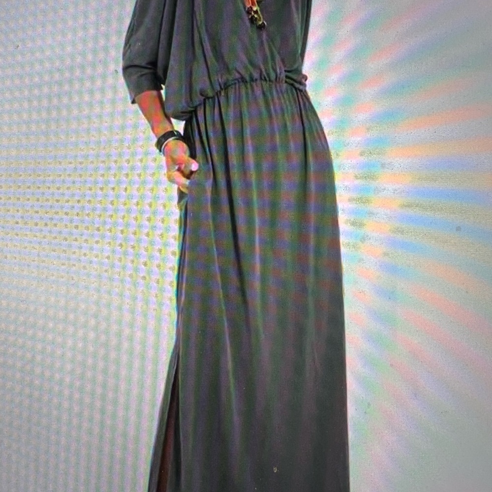 Chic Charcoal Long Sleeve Maxi Dress
